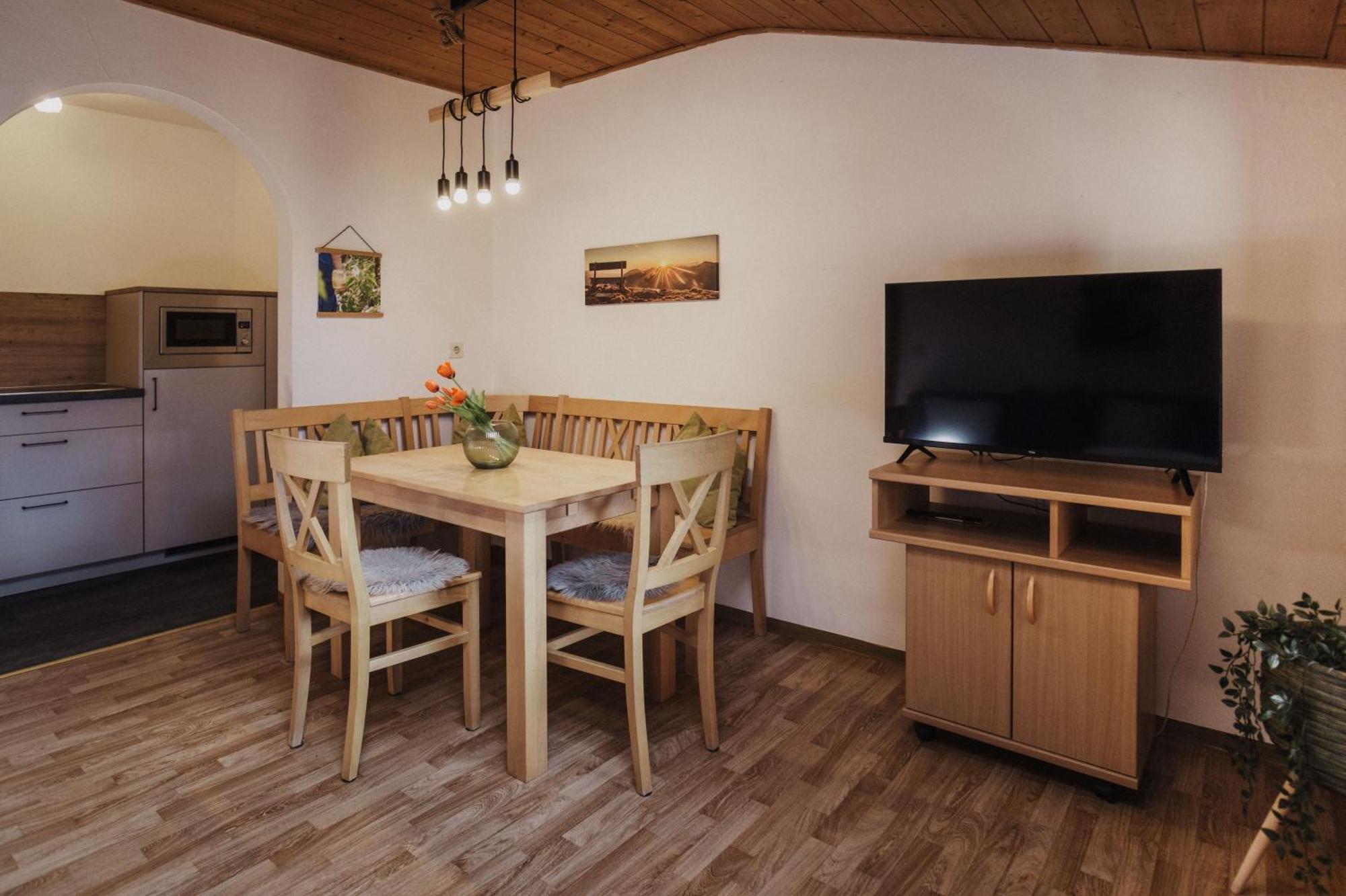 Toellhof Apartments And Farm Natz-Schabs Экстерьер фото