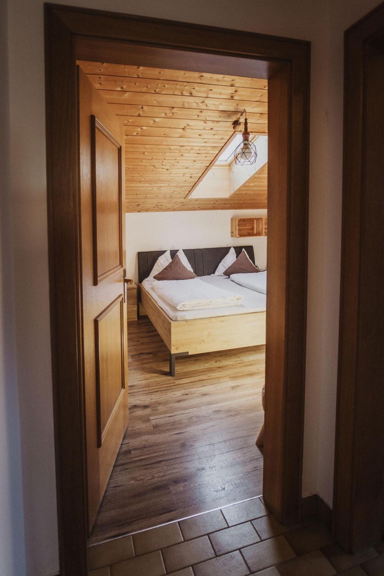 Toellhof Apartments And Farm Natz-Schabs Экстерьер фото