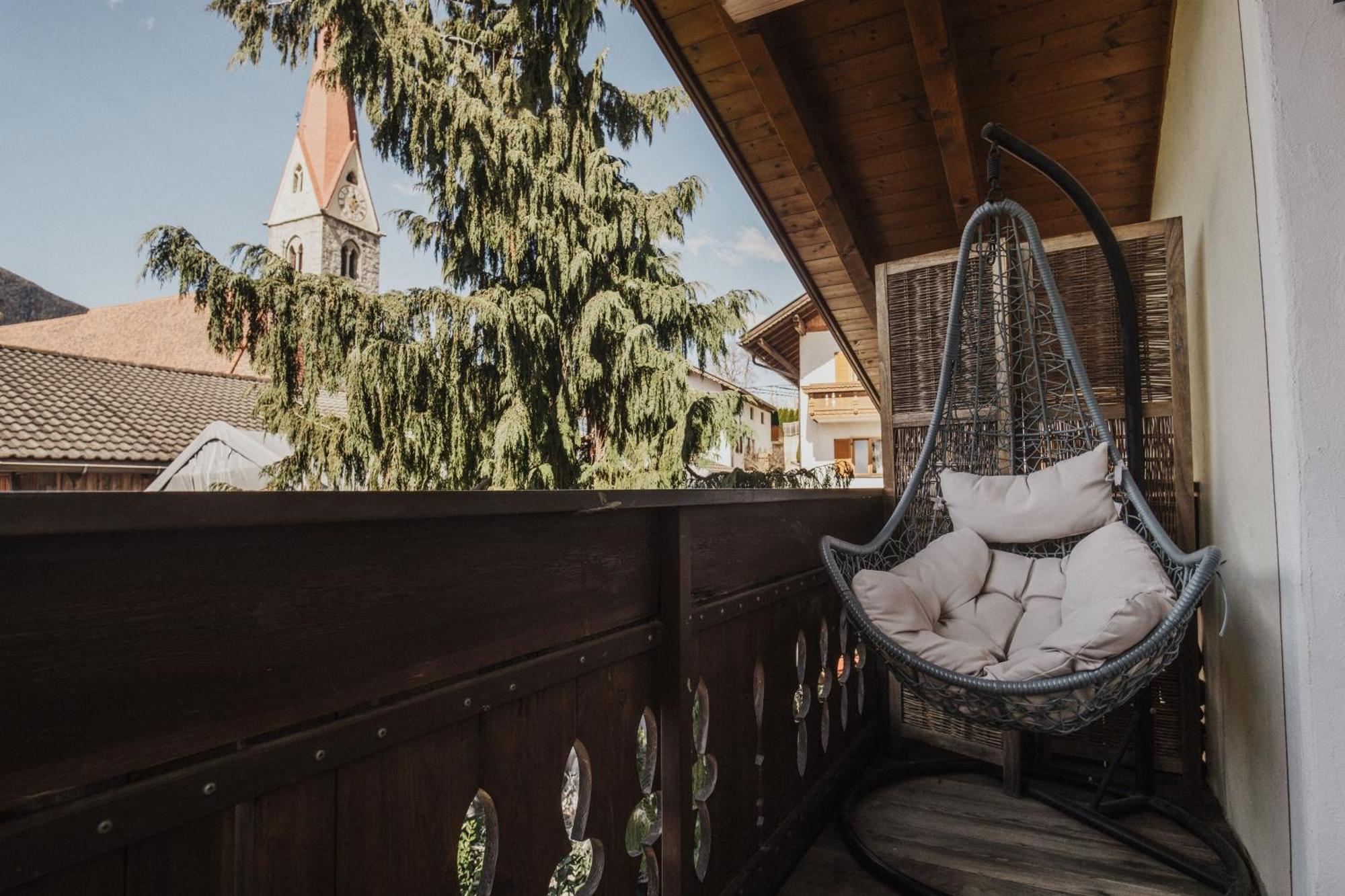 Toellhof Apartments And Farm Natz-Schabs Экстерьер фото
